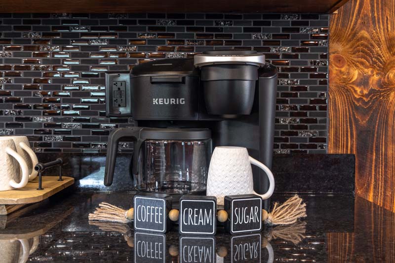 Coffee Pot Details