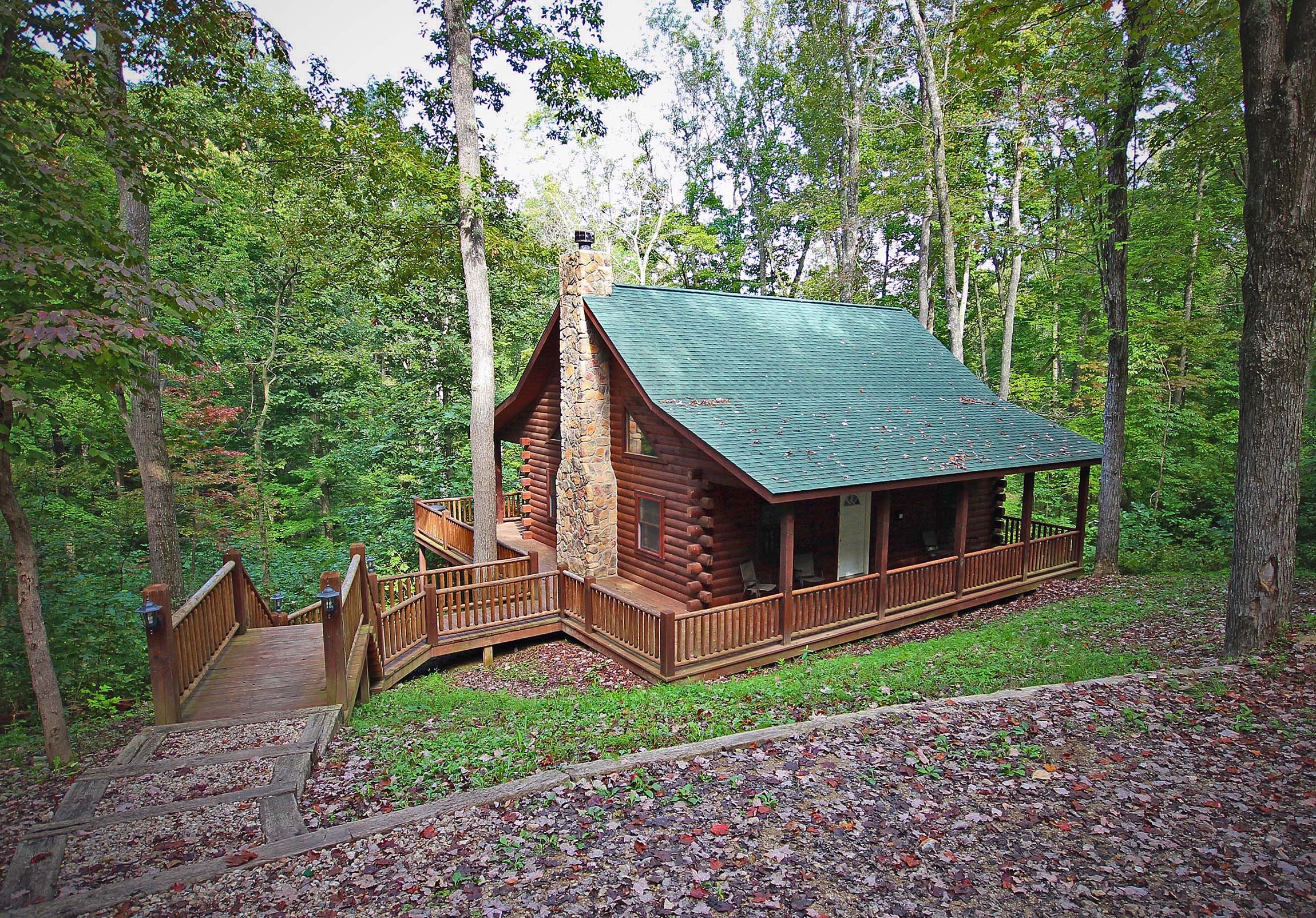 Hunters Retreat Cabin Woodland Ridge Cabins in Hocking Hills, Ohio