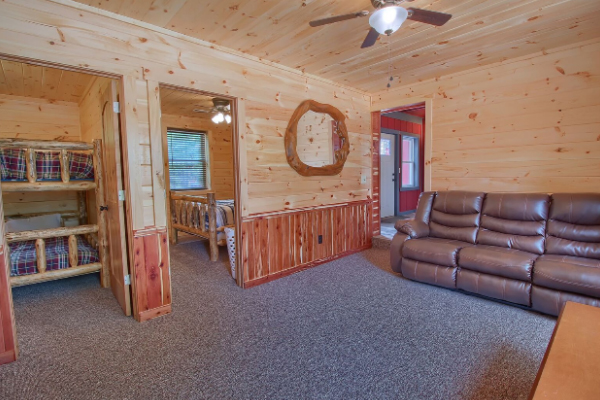 Cozy and inviting entertainment room in the cabin